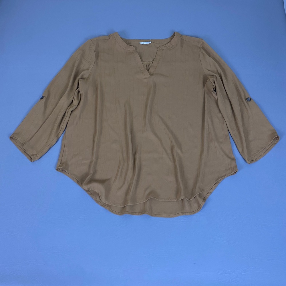 Maurices Blouse‎ Womens XL Camel Brown Textured Stripe V-Neck Roll Tab *Wear*